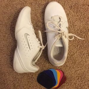 Nike sideline III white cheer shoes